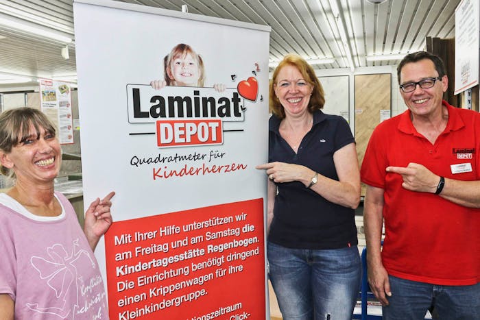 „Quadratmeter für Kinderherzen“: LaminatDEPOT spendet 1533 Euro an die Kita Regenbogen in Essen-Borbeck