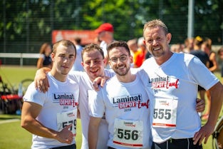Teilnehmerinnen und Teilnehmer LaminatDEPOT-Lauf