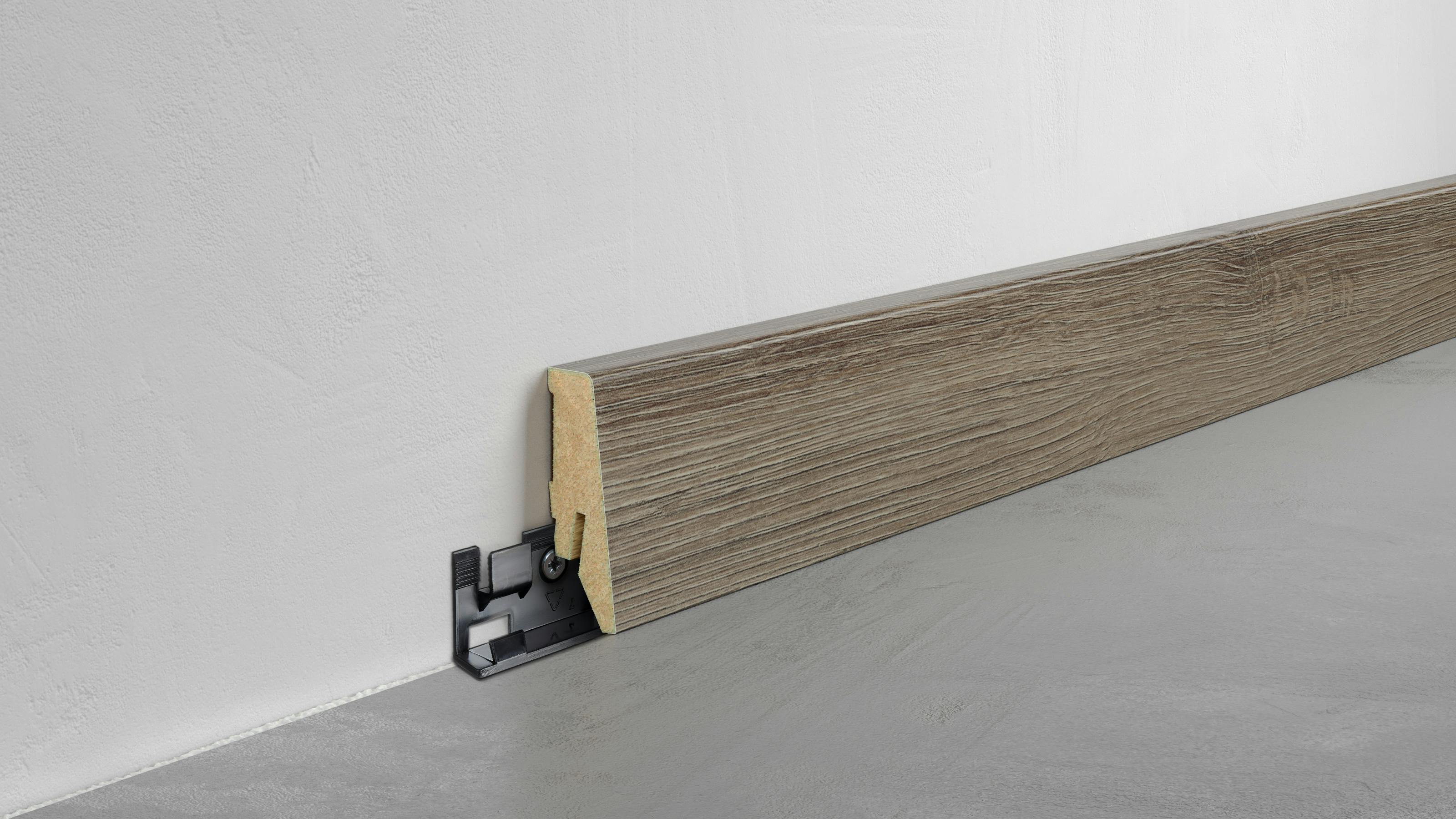 Fu&szlig;leiste Exquisit - Saverne Eiche - 58 mm Produktbild