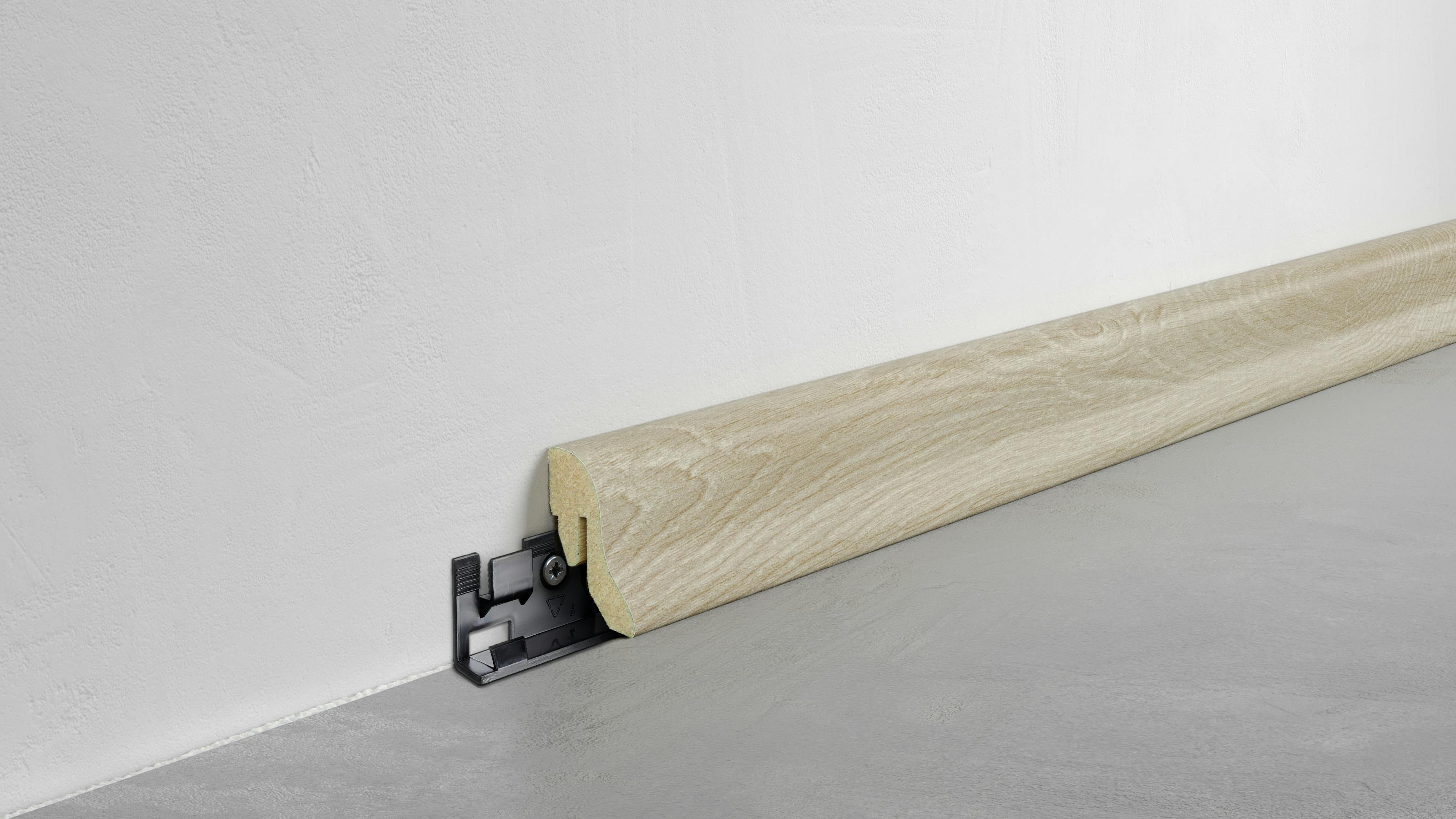 Fu&szlig;leiste Klassik - Eiche geschliffen - 40 mm Produktbild