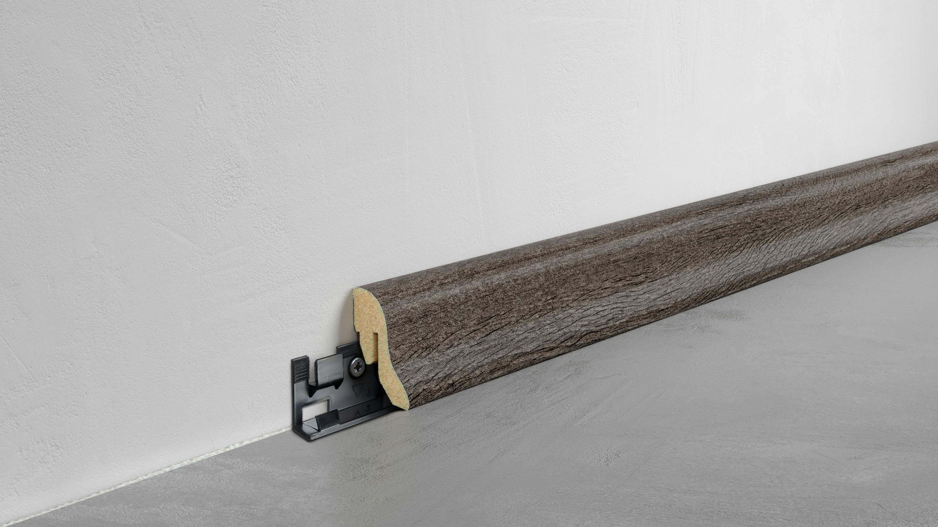 Fu&szlig;leiste Klassik - Eiche Nero - 40 mm Produktbild